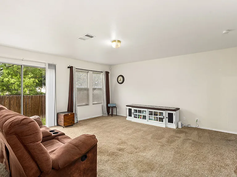 12411 Tallow Cir — Photo 23