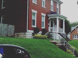 8581 Park Ln, Saint Louis, MO