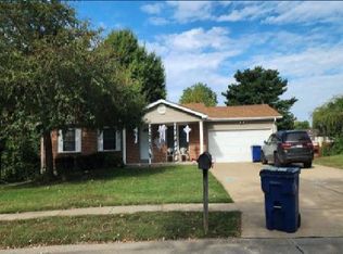 2316 Bensonhurst Dr, Florissant, MO 63031