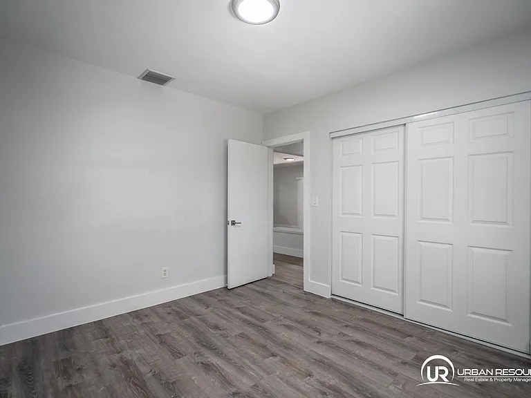 1691 NE 143rd St — Photo 27