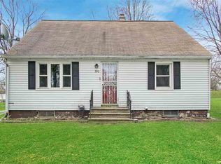 593 Royal Dr, Jackson, MI 49202