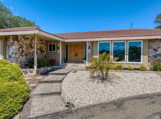 1790 Deerwood Dr, Ukiah, CA 95482
