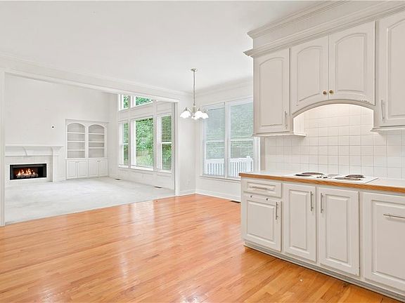 3rd image of 2160 Turtle Creek Way