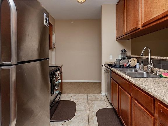 4th image of 6350 Coachlight Dr Unit 1208