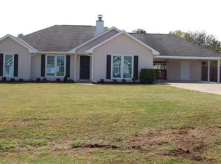 6 Honeysuckle Way, Fort Mitchell, AL 36856