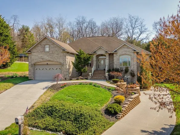 4270 Ajax Ct, Harrisonburg, VA 22801