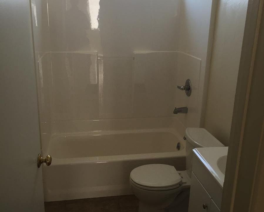 2nd image of 321 W 1st St #M