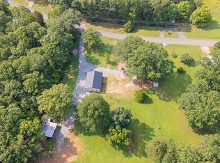 1000 Point Mason Rd, Big Sandy, TN 38221