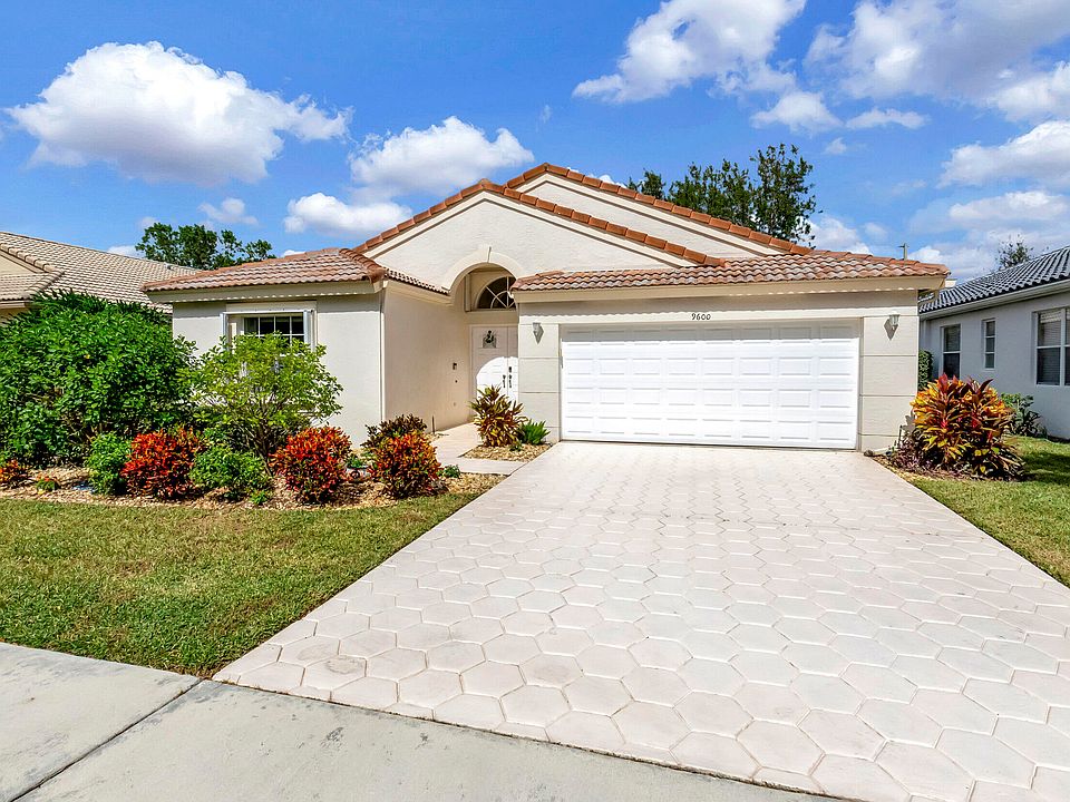 1st image of 9600 Arbor View Drive N