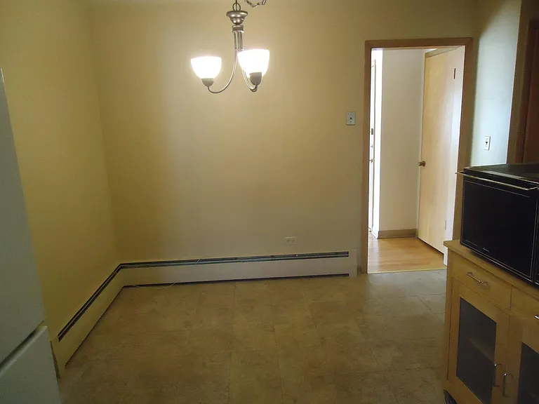 4950 Greenwood Ave #3E — Photo 11