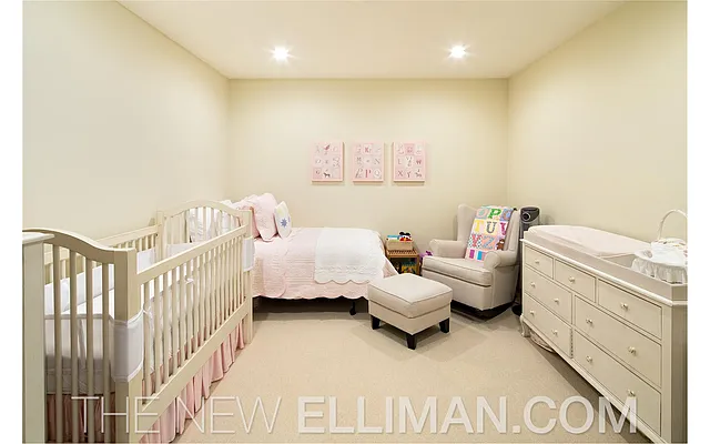 Sold by Douglas Elliman | media 16