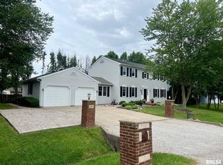 891 Riddle Hill Rd, Springfield, IL 62711