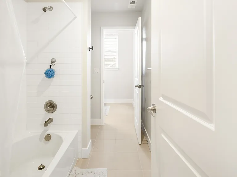 9529 Orchard Way — Photo 32