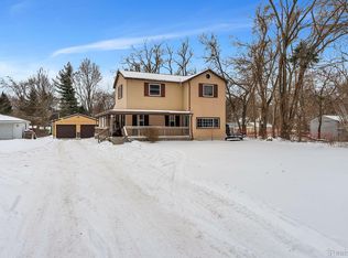 34167 W Nine Mile Rd, Farmington Hills, MI 48335