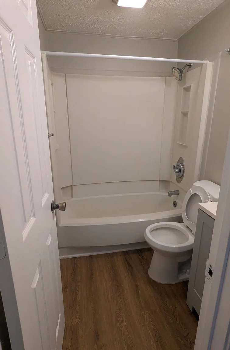 2 bed, 1000 sqft, $1,195 — Photo 1