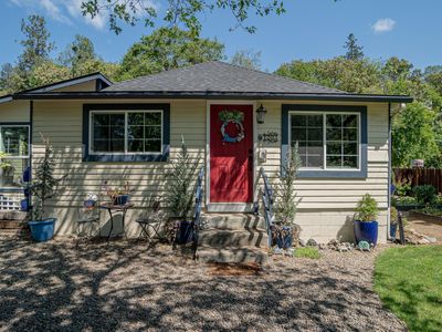 1203 4th Ave, Gold Hill, OR, 97525