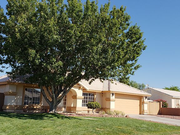 2nd image of 2057 E Jeffrey Dr