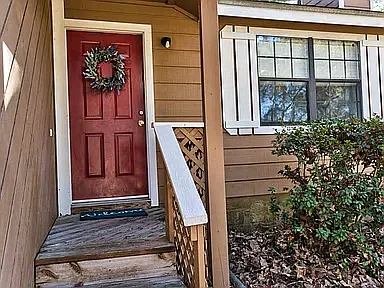 3 bed, 1132 sqft, $2,000 — Photo 1