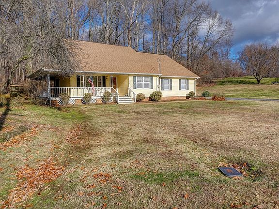 2nd image of 310 Berkley Ct