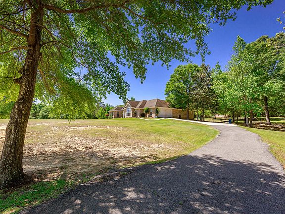 4th image of 17305 River Place Dr