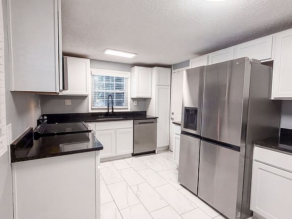 2nd image of 1411 Fulton Ave