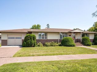 531 12th Ave, Two Harbors, MN 55616