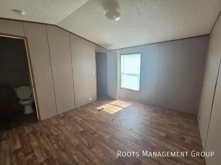 320 Rae St #99 — Photo 3