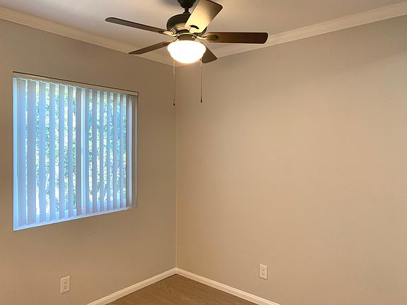 4th image of 4378 38th St #7