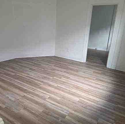 3rd image of 12 Courtright St