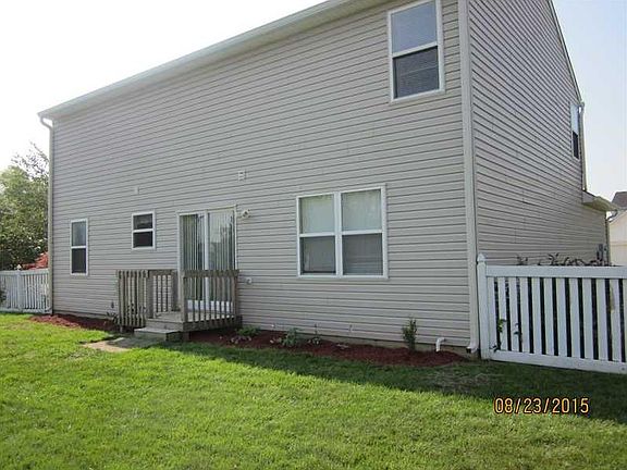 2nd image of 5042 Clay Creek Ln
