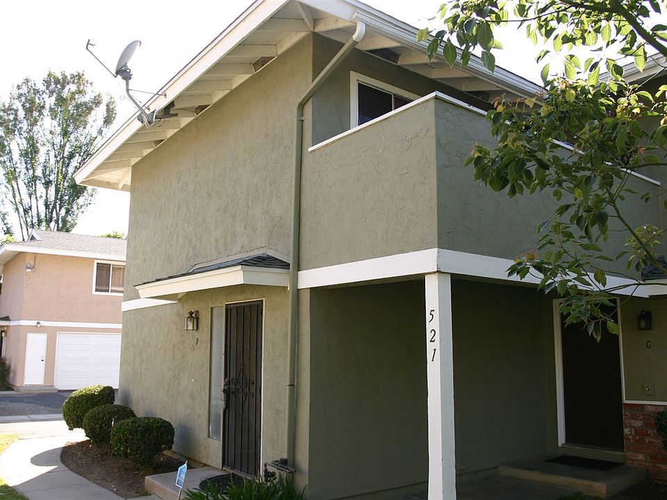 1st image of 521 Myrtlewood Ct Unit D
