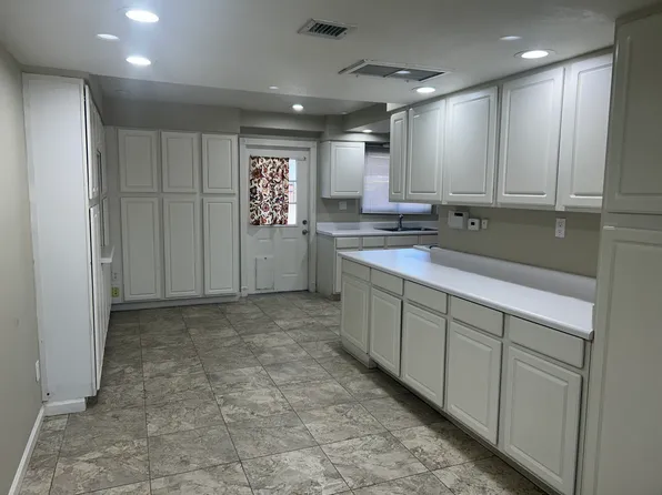6523 S La Corta Dr, Tempe, AZ 85283