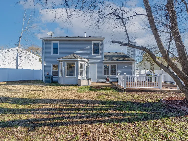 1221 Garth Ct — Photo 25