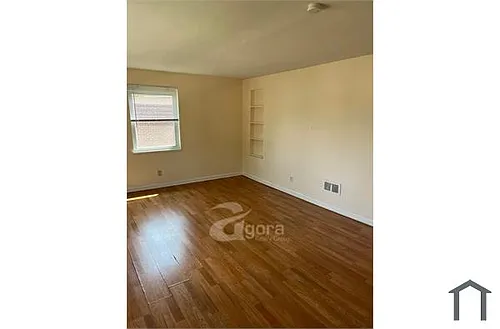 524 Delaware Ave Photo 1