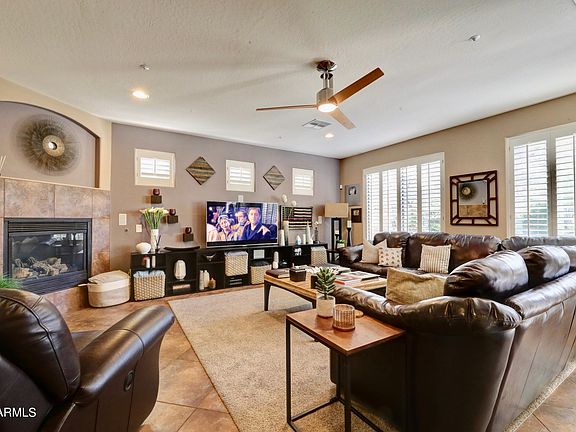3rd image of 12576 W Blackstone Ln