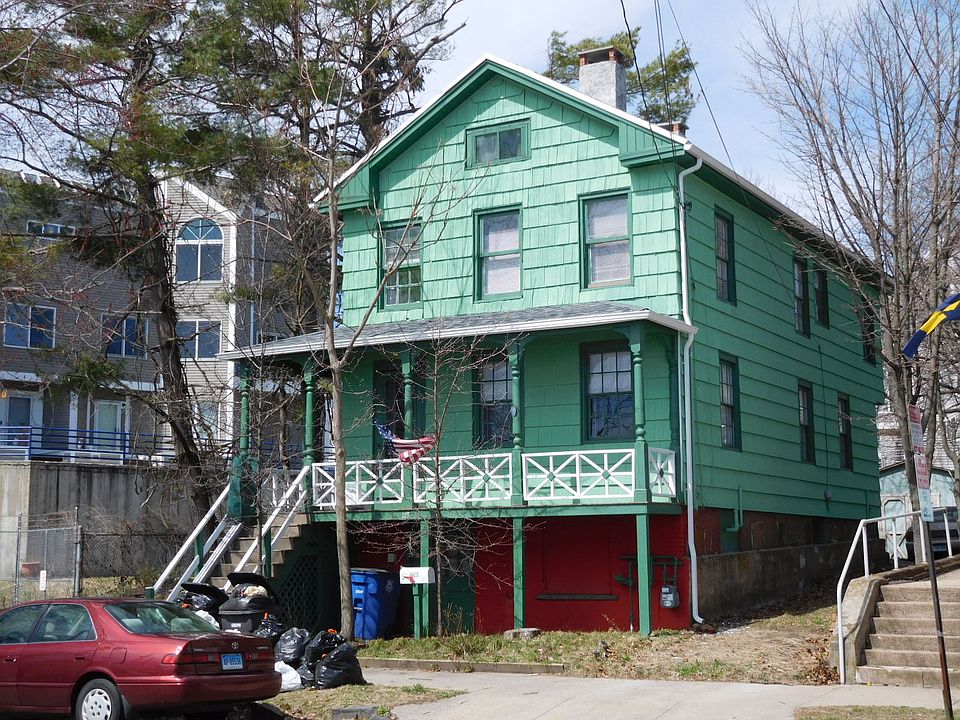 1st image of 119 S Water St
