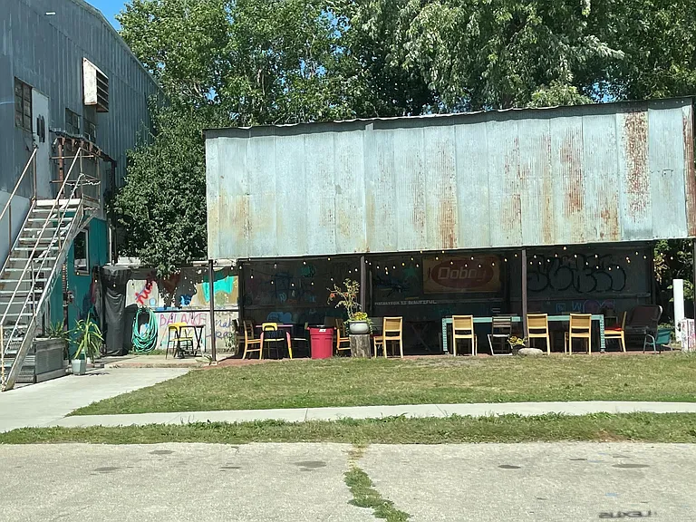 1501 Delaware Ave — Photo 15