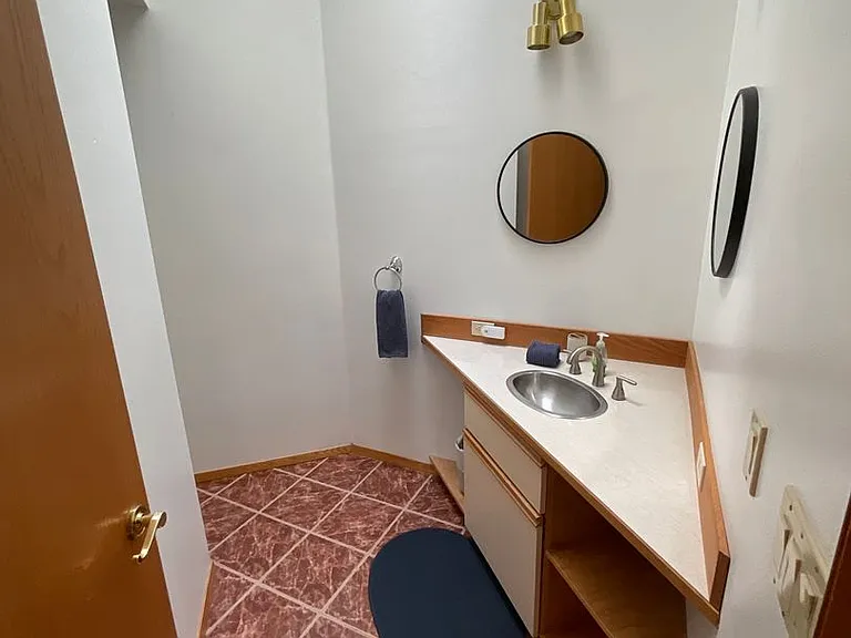 11246 Airpark Ln SE — Photo 18