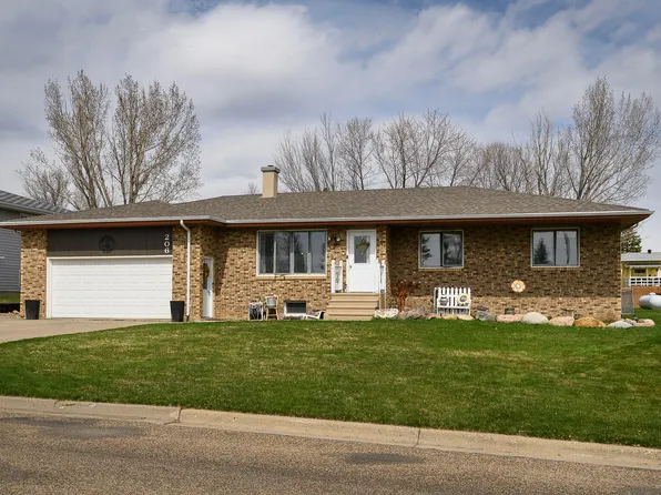 206 9th St NW, Beulah, ND 58523