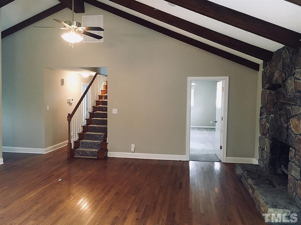 2nd image of 407 Davis Mill Rd