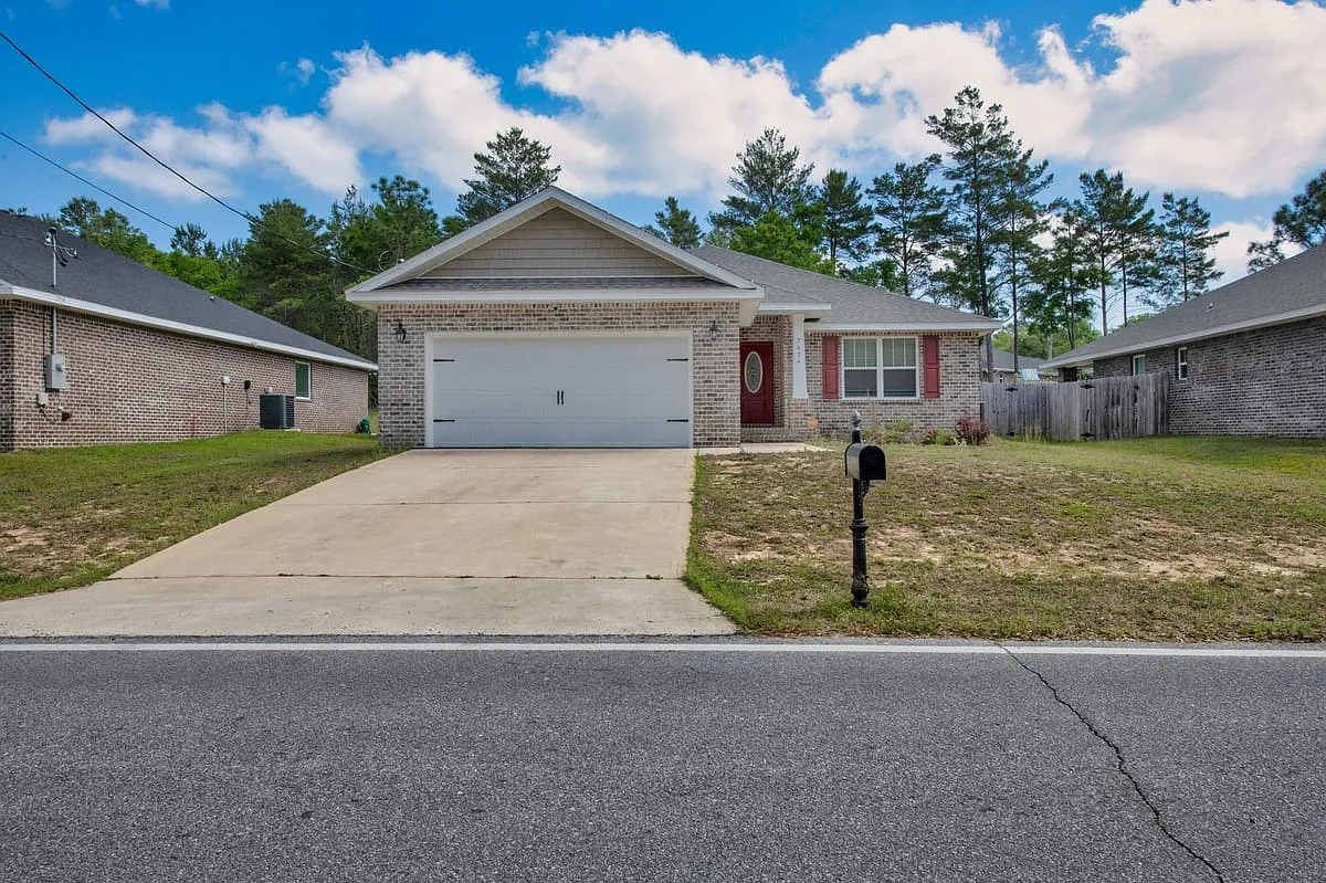7424 Gordon Evans Road — Photo 1