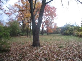 Bush #000, Southfiled, MI 48033