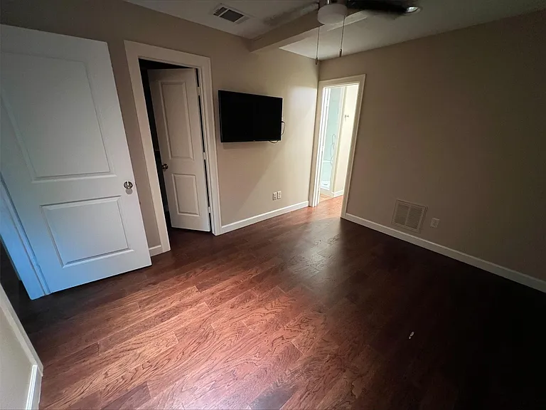 33148 Willow Bend Rd — Photo 17