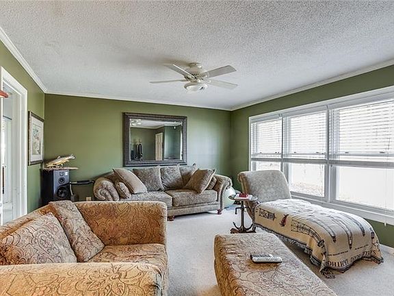 3rd image of 660 Glendale Pl SE
