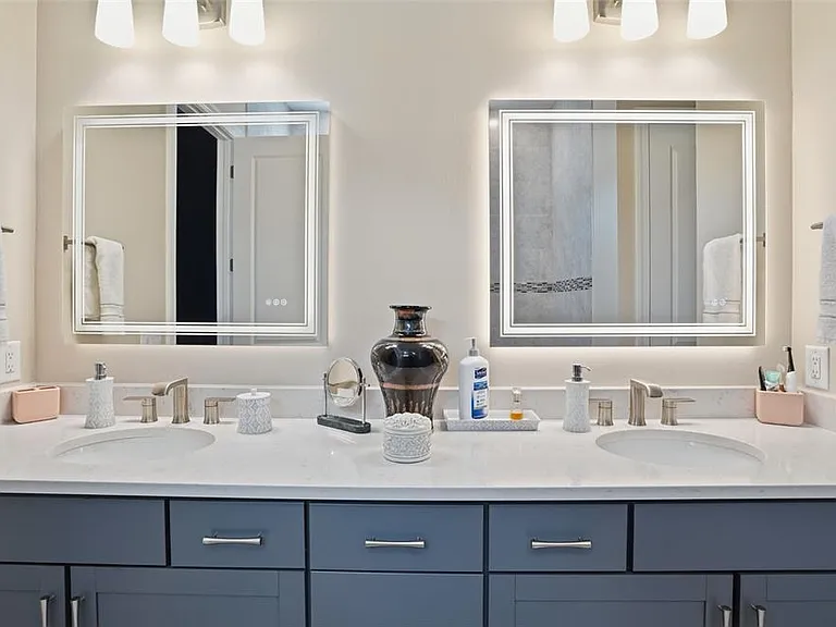 Pebble Ridge Dr — Photo 44