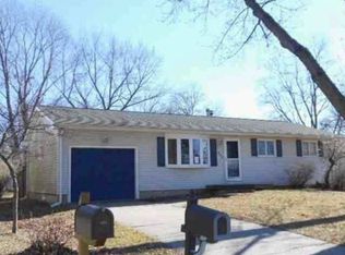 409 10th Ave, Hampton, IL 61256