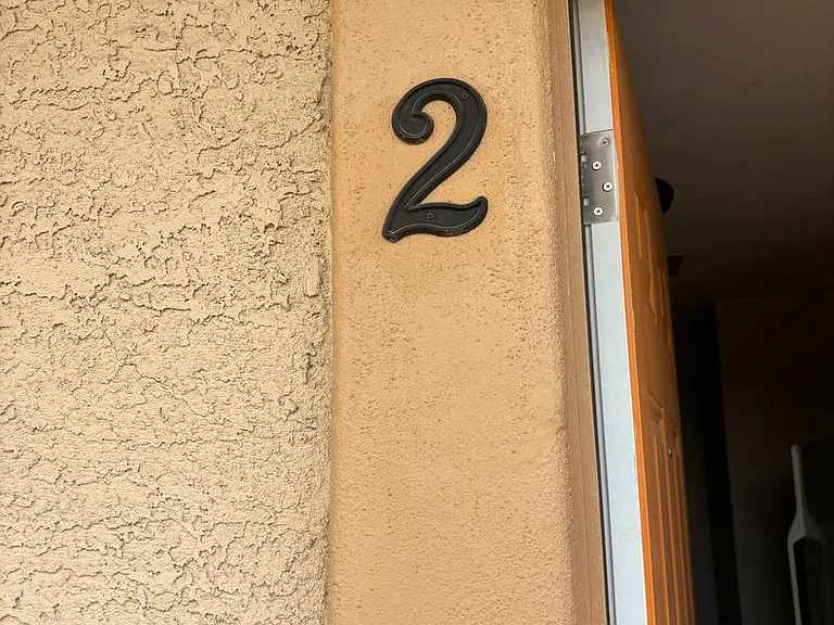 2238 E Taylor St — Photo 15