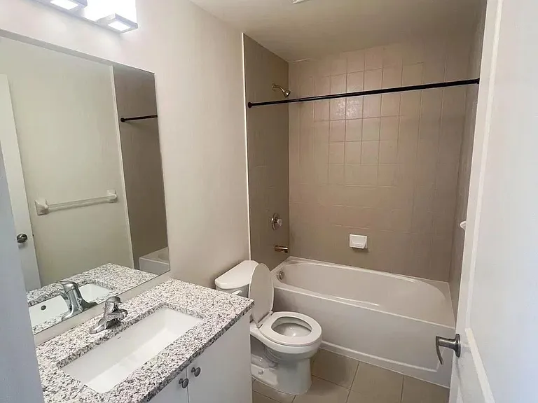 4955 Yonge St #2815 — Photo 5