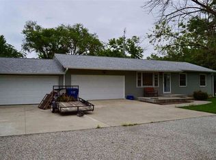 216 E Wyandotte St, Meriden, KS 66512