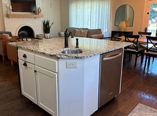 12750 25th Ave N, Plymouth, MN 55441